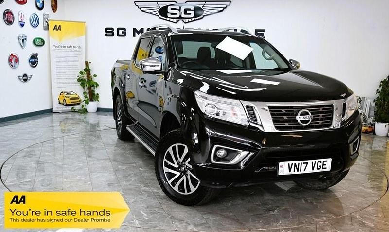 Used Nissan Navara Tekna 2017 Black Pickup