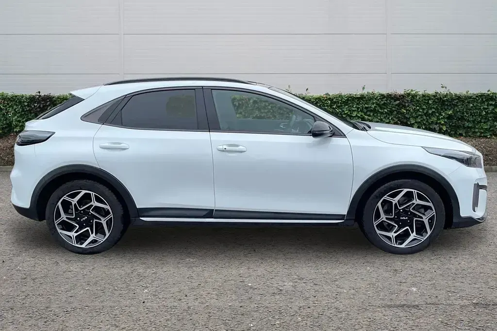 Used Kia XCeed GT-Line S 2025 White SUV