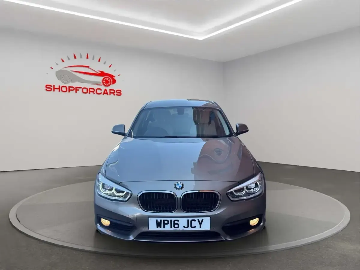 Usado BMW 118 Comfort Edition 2016 Prateado Citadino