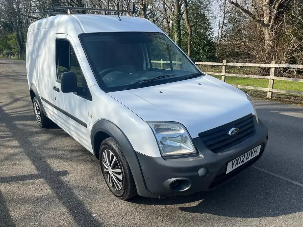 Second-hand Ford Transit Connect 90 CP (66 kW) 2012 Alb Monovolum