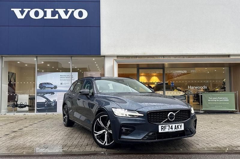 Used Volvo V60 Plus 197 HP (144 kW) 2025 Blue Estate