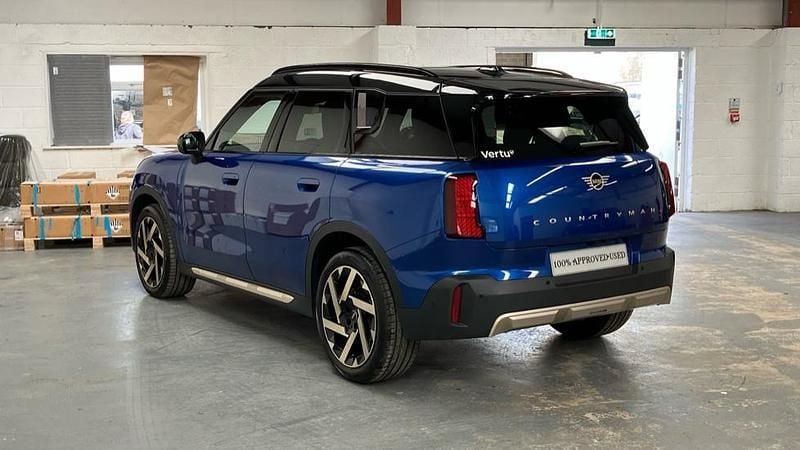 Used Mini Countryman Exclusive 218 HP (160 kW) 2024 Blue SUV