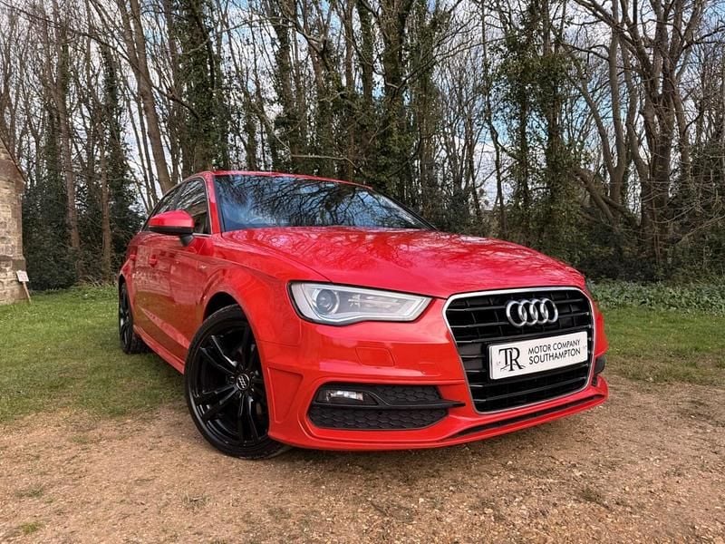 Used Audi A3 S-Line 125 HP (91 kW) 2015 Red Hatchback