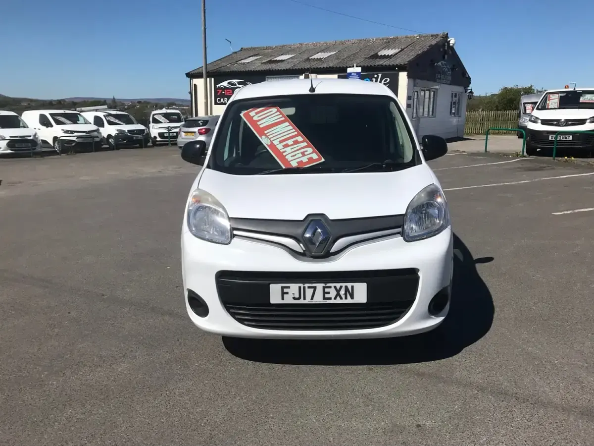 Gebraucht Renault Kangoo Business 90 PS (66 kW) 2017 Weiß Van / Kleinbus