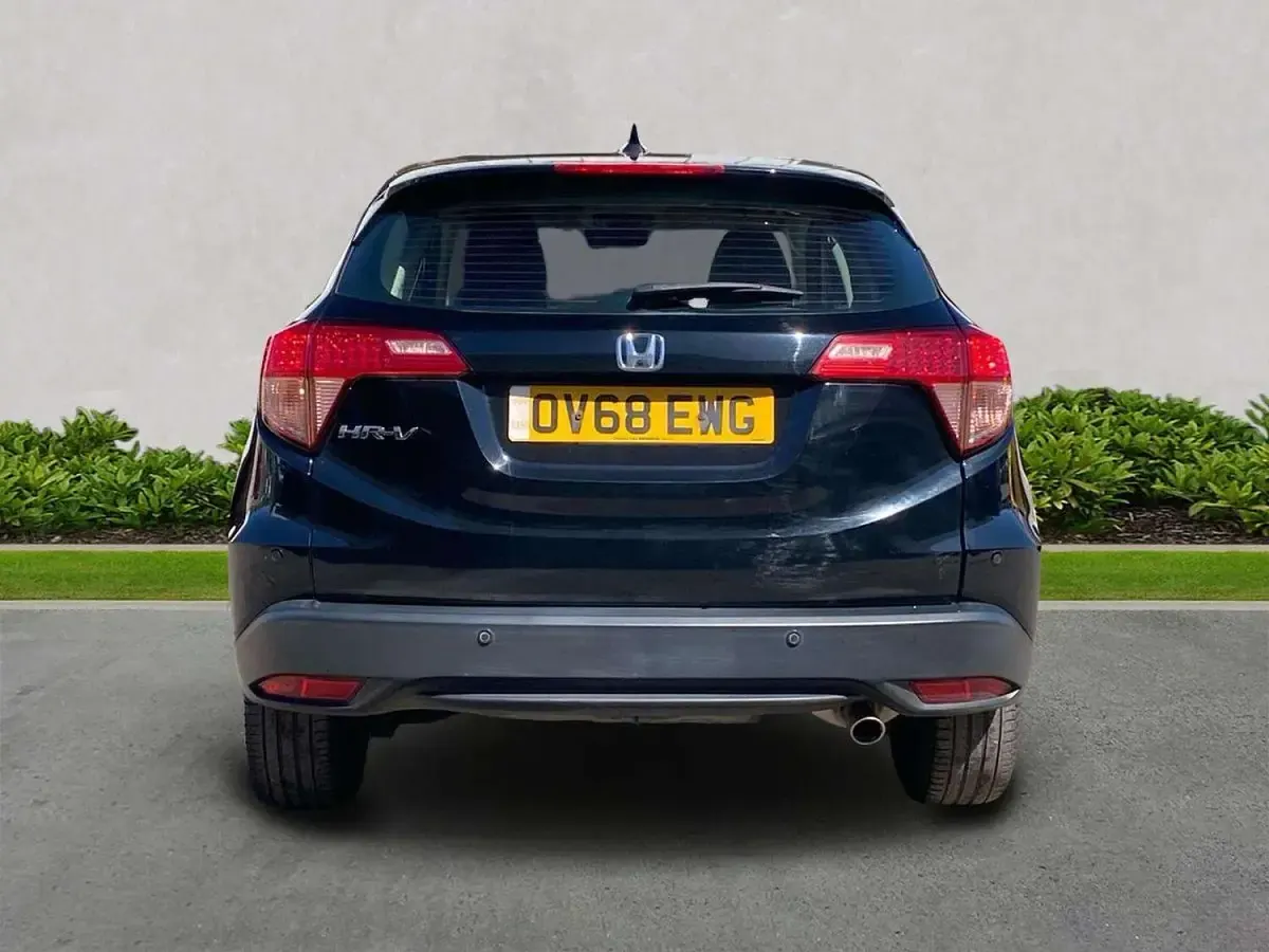 Używany Honda HR-V SE 120 KM (88 kW) 2018 Czarny SUV