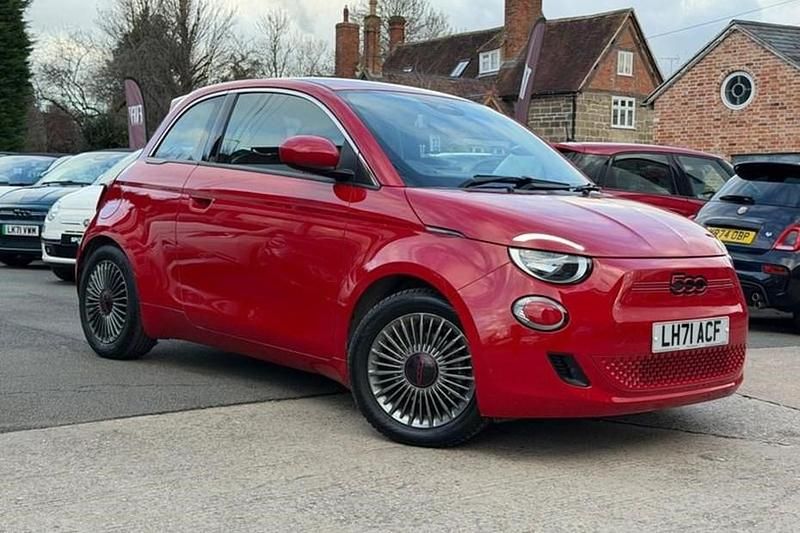Used Fiat 500e Red 86 kW (118 HP) 2021 Hatchback