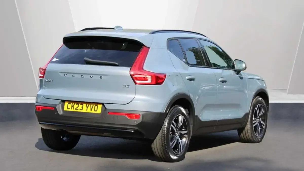 Used Volvo XC40 Plus 163 HP (119 kW) 2023 SUV