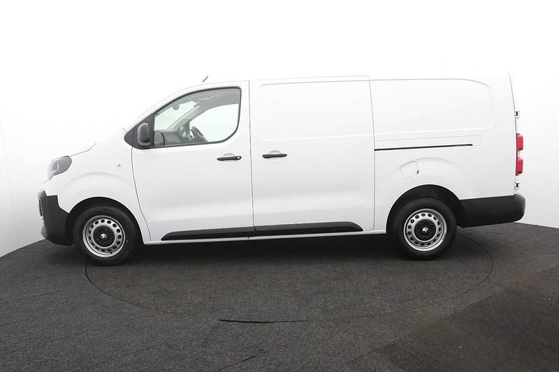 Used Vauxhall Vivaro 2024 White MPV