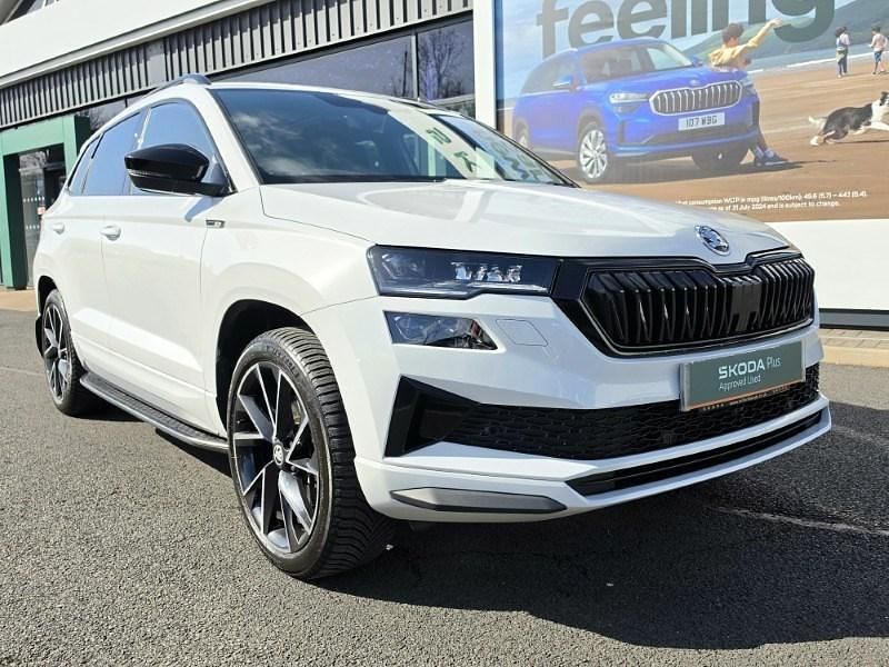 Used Skoda Karoq SportLine 150 HP (110 kW) 2023 White SUV
