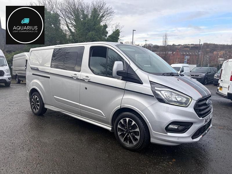 Used Ford Transit Custom Sport 170 HP (125 kW) 2019 Silver Van