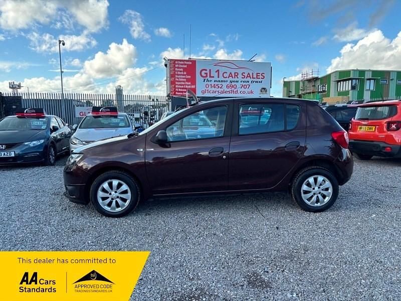 Used Dacia Sandero Ambiance 75 HP (55 kW) 2016 Brown Hatchback