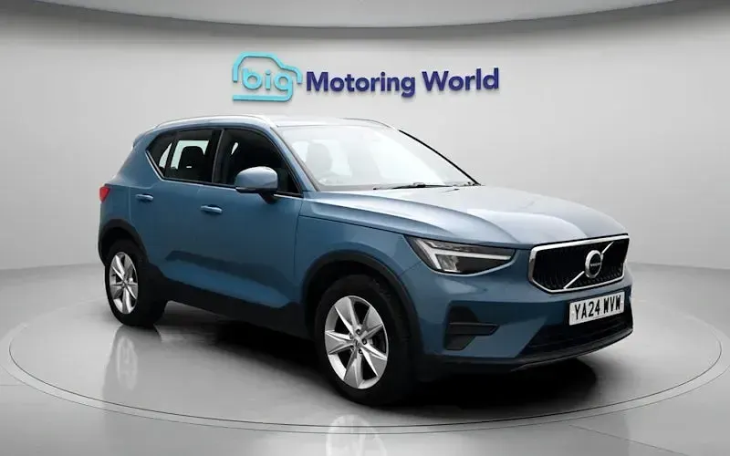 Used Volvo XC40 Core 163 HP (119 kW) 2026 SUV