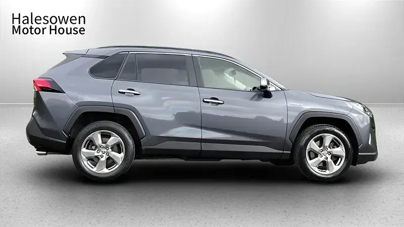 Used Toyota RAV4 Hybrid 218 HP (160 kW) 2020 Grey SUV