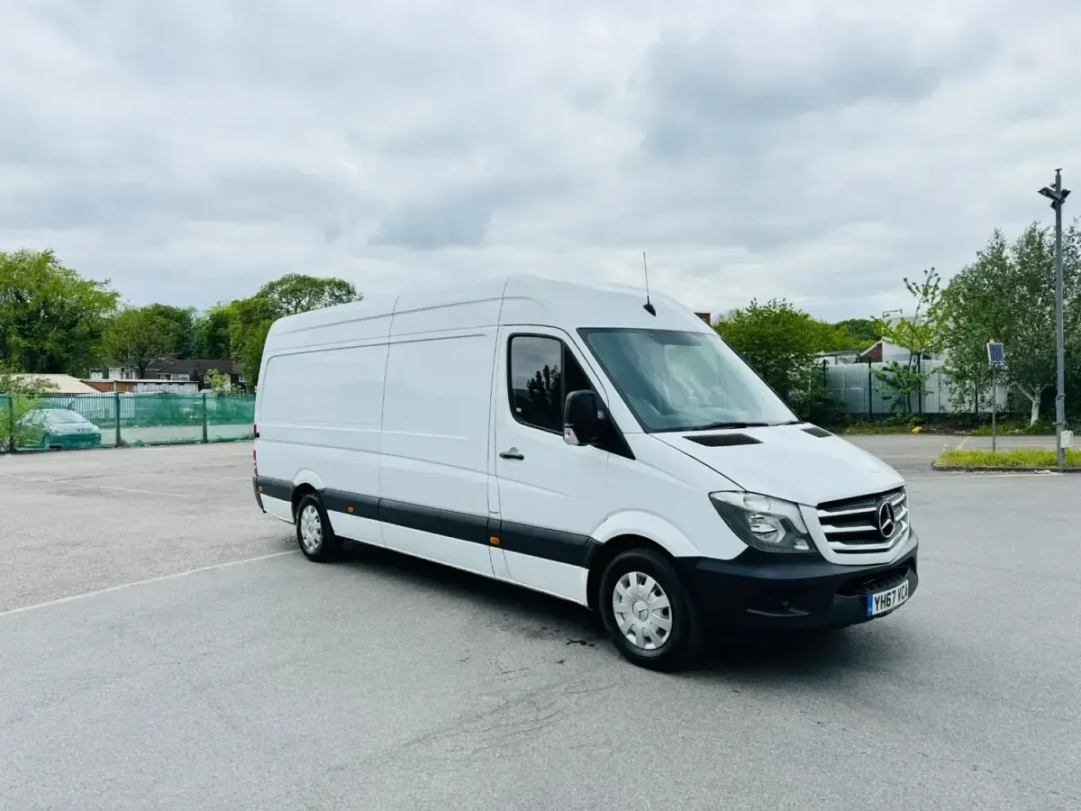 Begagnad Mercedes Sprinter 2017 Vit Van