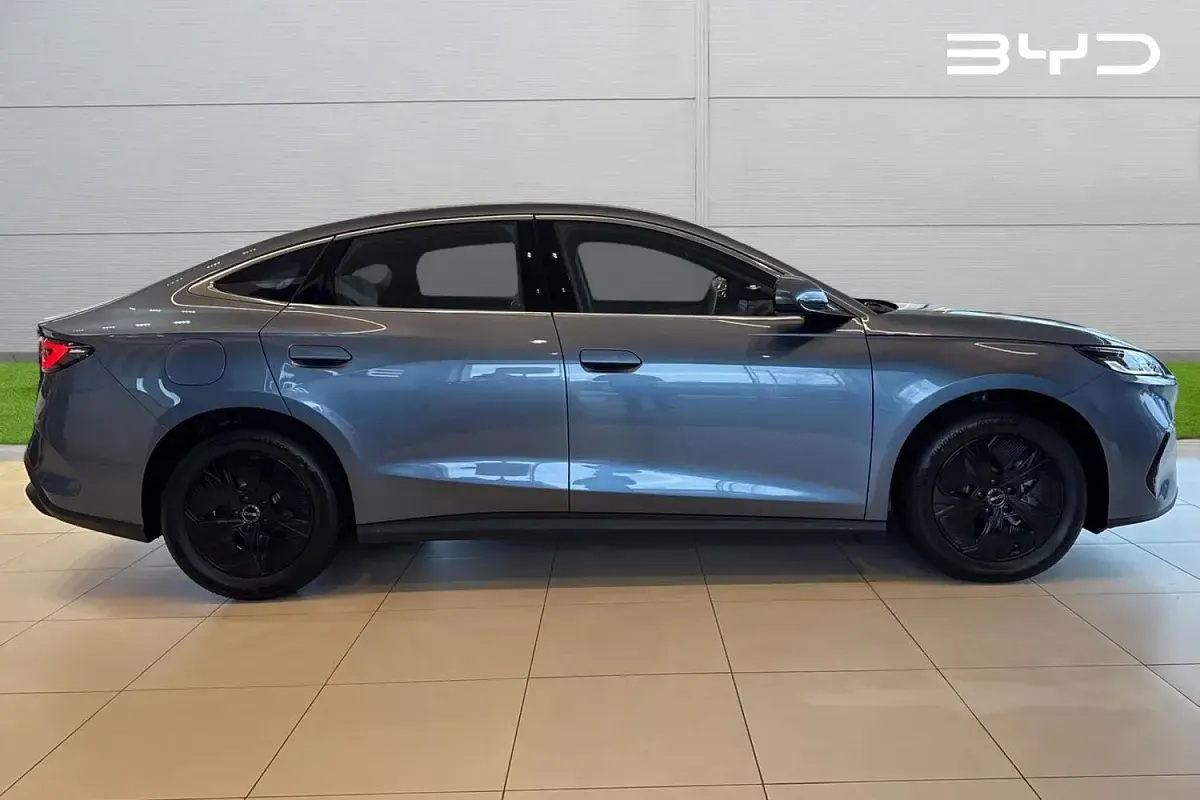 New BYD Seal Boost 184 HP (135 kW) 2026 Blue Sedan