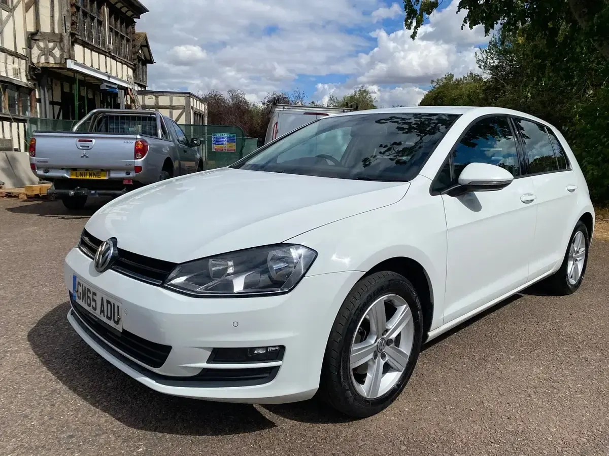 Used VW Golf VII Match 2015 White Hatchback