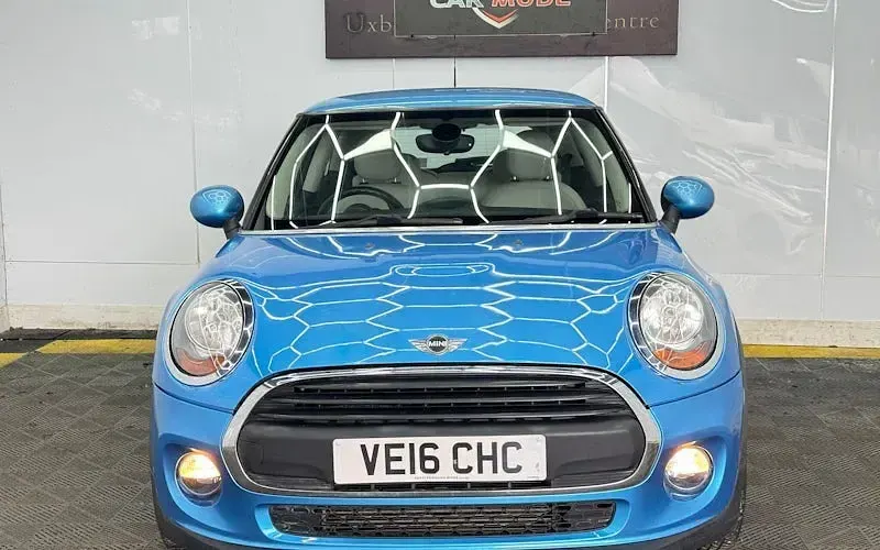 Usado Mini ONE Hatch 102 CV (75 kW) 2017 Utilitario