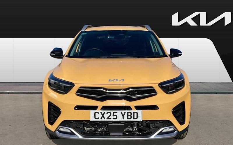 Used Kia Stonic GT-Line S 99 HP (72 kW) 2025 Yellow SUV