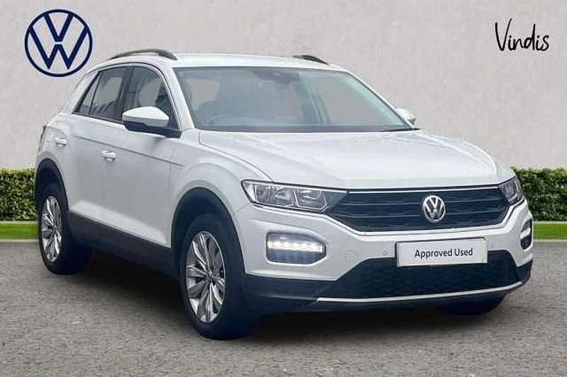 Pure white Used 2019 VW T-Roc SE SUV | £13,772 (Fair price) - Image 1/4