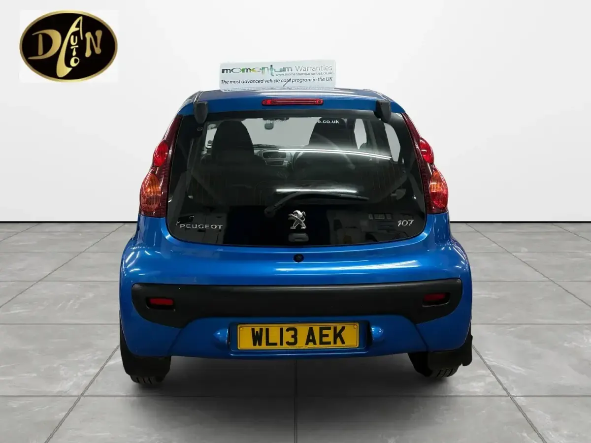 Used Peugeot 107 Active 68 HP (50 kW) 2013 Blue Hatchback
