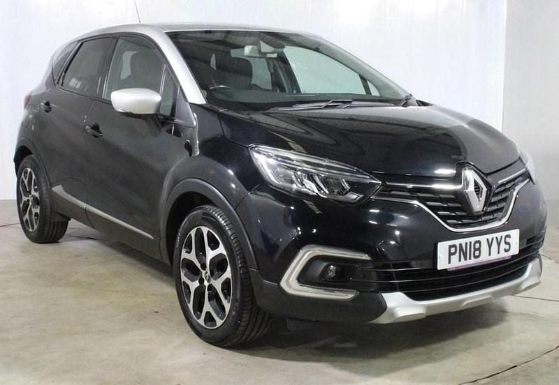 Black/silver Used 2018 Renault Captur Signature SUV | £8,000 (Fair price) - Image 1/3
