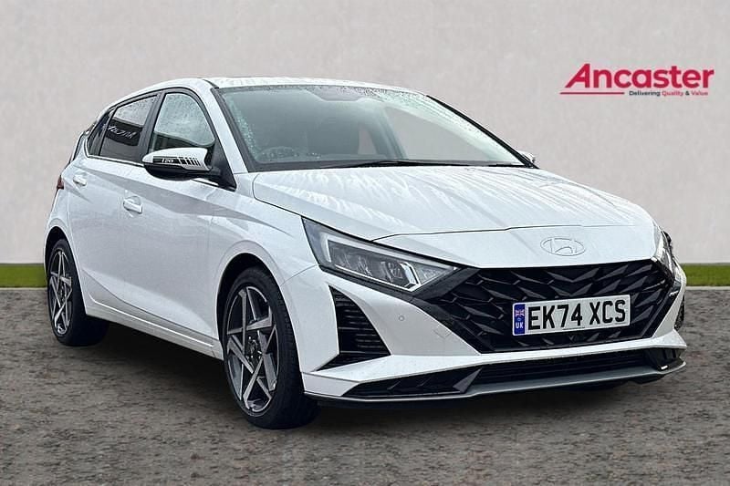 Used Hyundai i20 Ultimate 90 HP (66 kW) 2024 White Hatchback