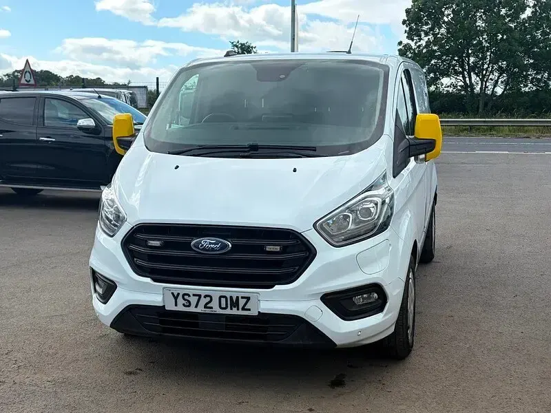 Used Ford Transit Custom Trend 126 HP (92 kW) 2022 White Van