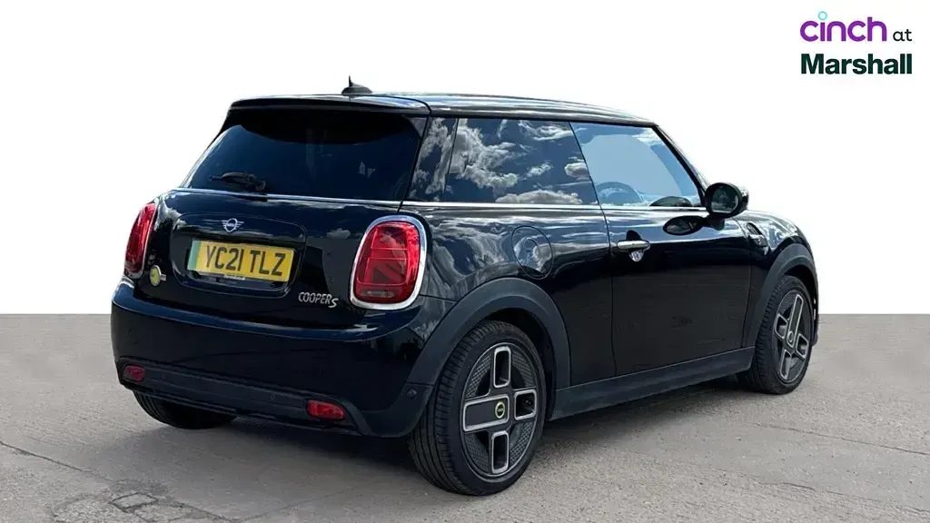 Used Mini Cooper S Level 2 135 kW (184 HP) 2021 Hatchback