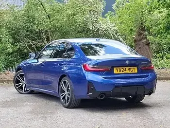 Używany BMW 320 M Sport 190 KM (139 kW) 2024 Niebieski Sedan/Limuzyna