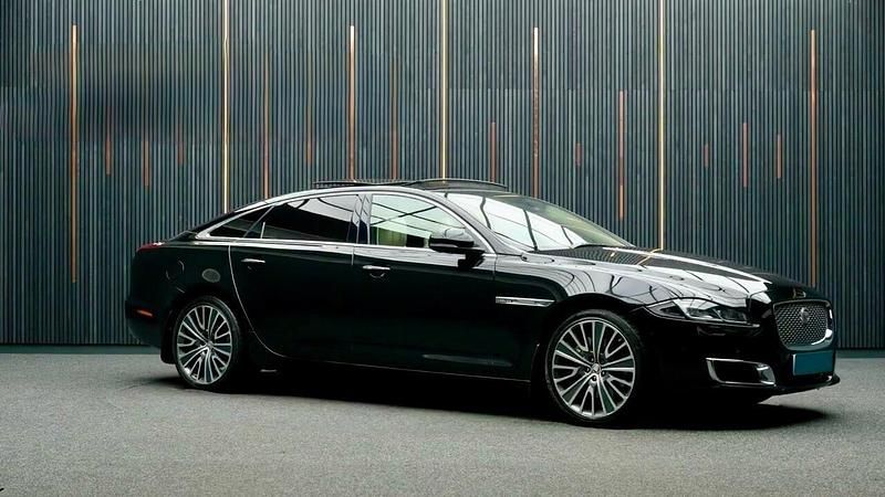 Used Jaguar XJ 2015 Black Sedan