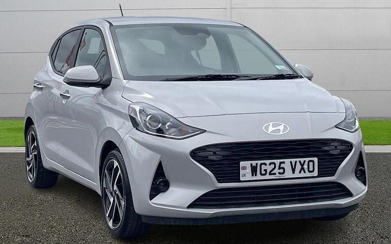 Grey New 2025 Hyundai i10 Premium Hatchback | £15,995 (Good price) - Image 1/4