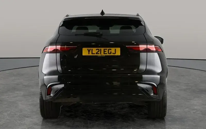 Used Jaguar F-Pace R-Dynamic 204 HP (150 kW) 2021 Black SUV