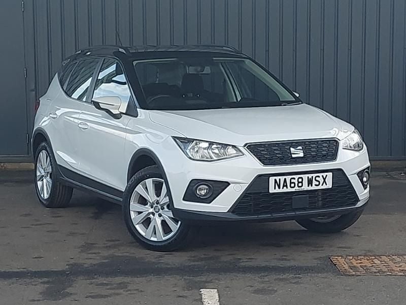 Used Seat Arona SE Technology 95 HP (69 kW) 2018 White SUV
