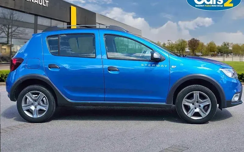 Used Dacia Sandero Comfort 90 HP (66 kW) 2020 Blue Hatchback