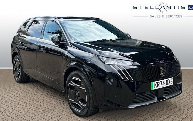 Used 2025 Peugeot e-5008 GTi SUV | £39,299 - Image 1/4