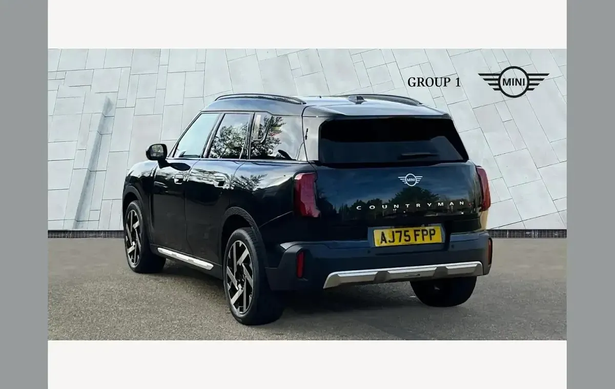Used Mini Countryman Exclusive 218 HP (160 kW) 2026 Black SUV