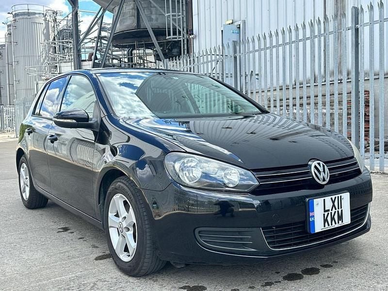 Black Used 2025 VW Golf VIII | £5,495 - Image 1/4