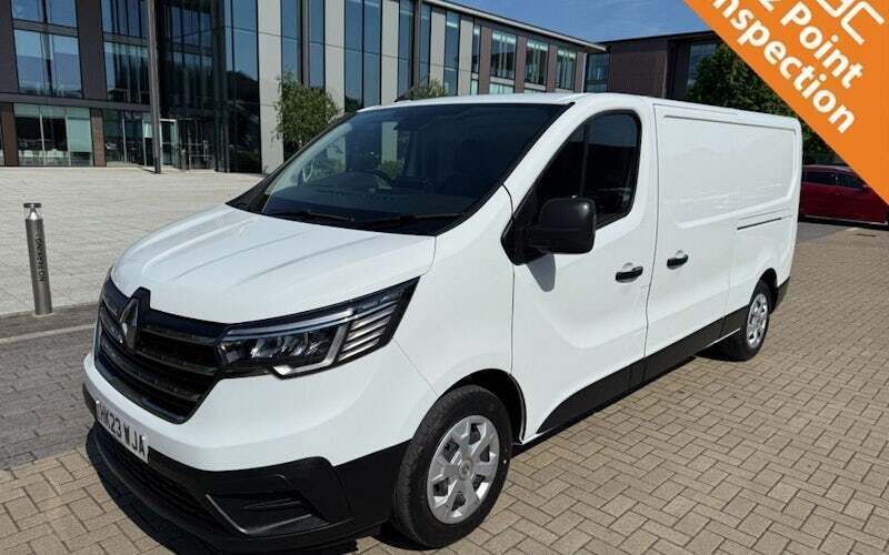 Used 2022 Renault Trafic Business Van | £17,290 (Fair price) - Image 1/4