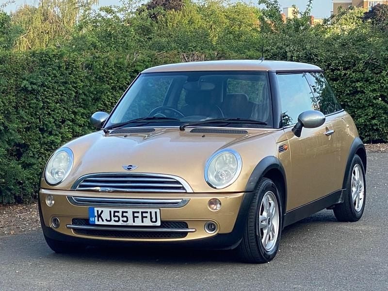 Used Mini ONE Hatch 2005 Gold Hatchback