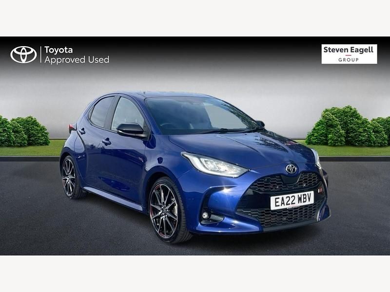Blue Used 2022 Toyota Yaris Hybrid Sport Hatchback | £17,000 (Fair price) - Image 1/3