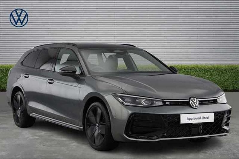 Used VW Passat R-line 272 HP (200 kW) 2025 Estate