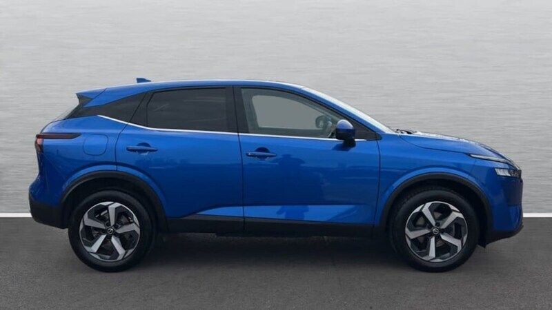 Used Nissan Qashqai N-Connecta 138 HP (101 kW) 2022 Blue SUV