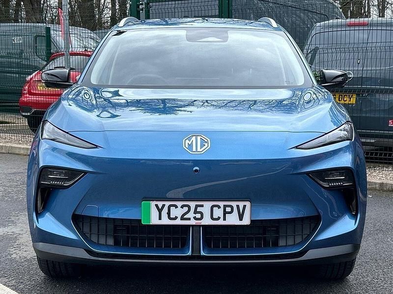 Used MG MG5 EV Trophy 63 kW (87 HP) 2025 Blue Estate