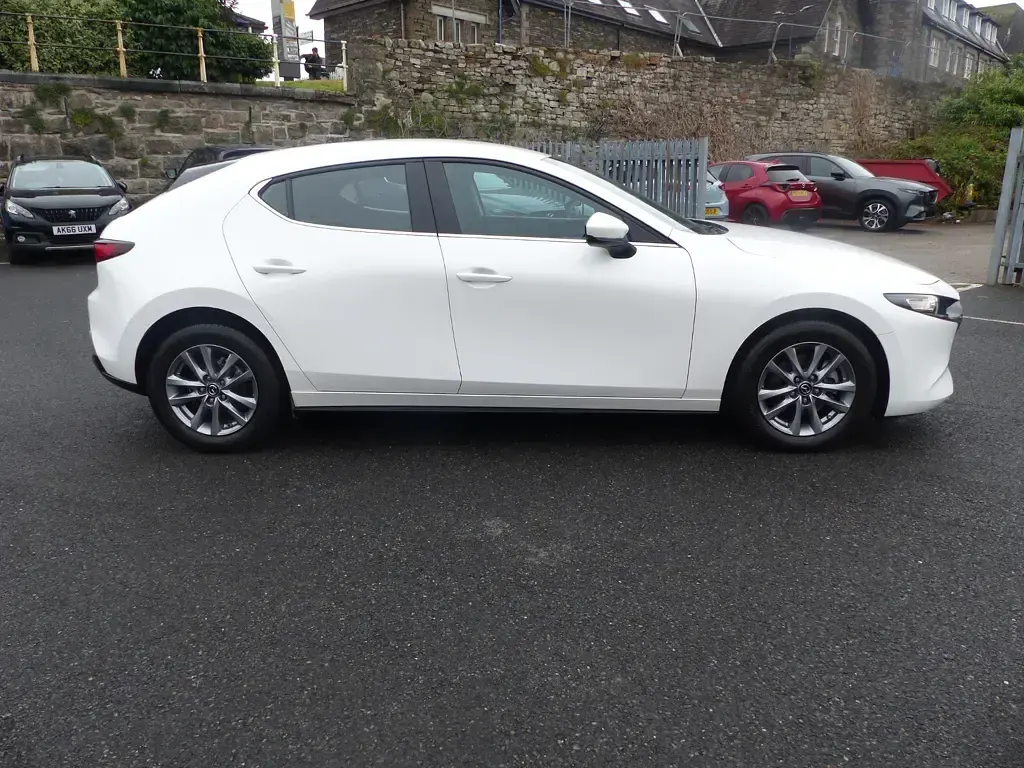 Used Mazda 3 Center-Line 2025 White Hatchback