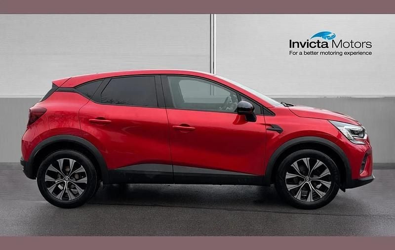 Used Renault Captur Evolution 91 HP (66 kW) 2022 Red SUV