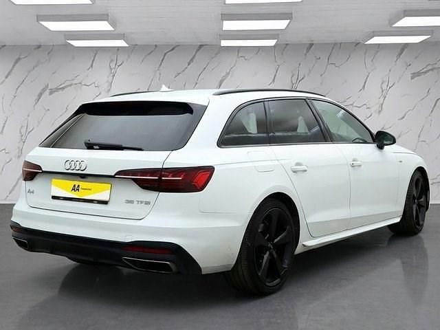 Used Audi A4 Black Edition 150 HP (110 kW) 2020 White Estate