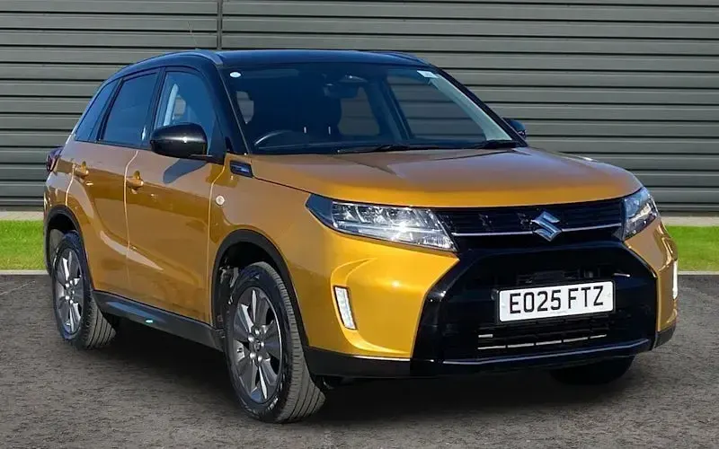 Second-hand Suzuki Vitara 129 CP (94 kW) 2025 Galben SUV