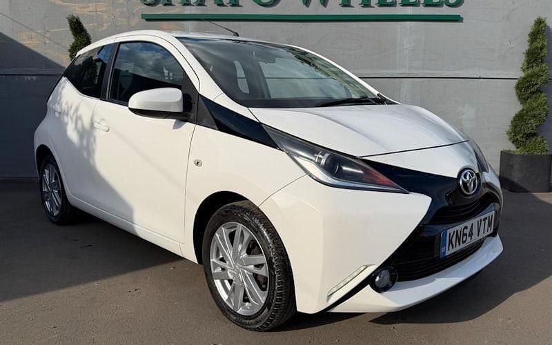 Usado Toyota Aygo x-press 69 HP (50 kW) 2016 Citadino