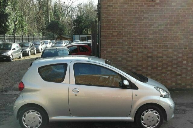 Used 2006 Toyota Aygo Hatchback | £3,390 (Fair price) - Image 1/3