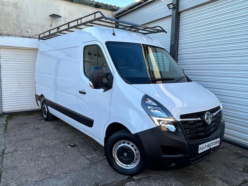 White Used 2020 Vauxhall Movano Van | £11,495 (Expensive) - Image 1/4